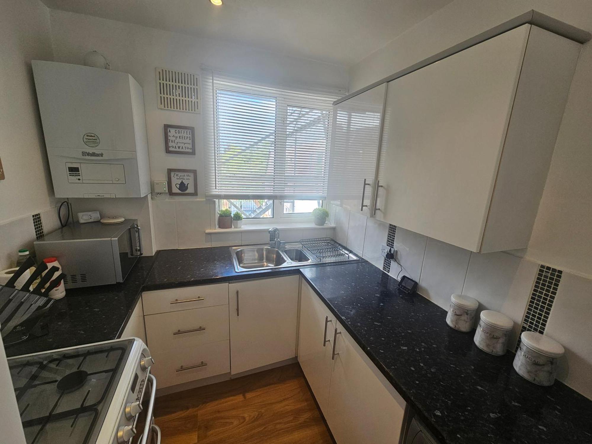 St Albans City Stays - Near Luton Airport - St Albans Abbey & City Train Station - Close To London- Harry Potter World - The Odyssey Cinema - Abbey Cathedral- Contractors I Business I Leisure- Sleeps Upto 6 People Εξωτερικό φωτογραφία