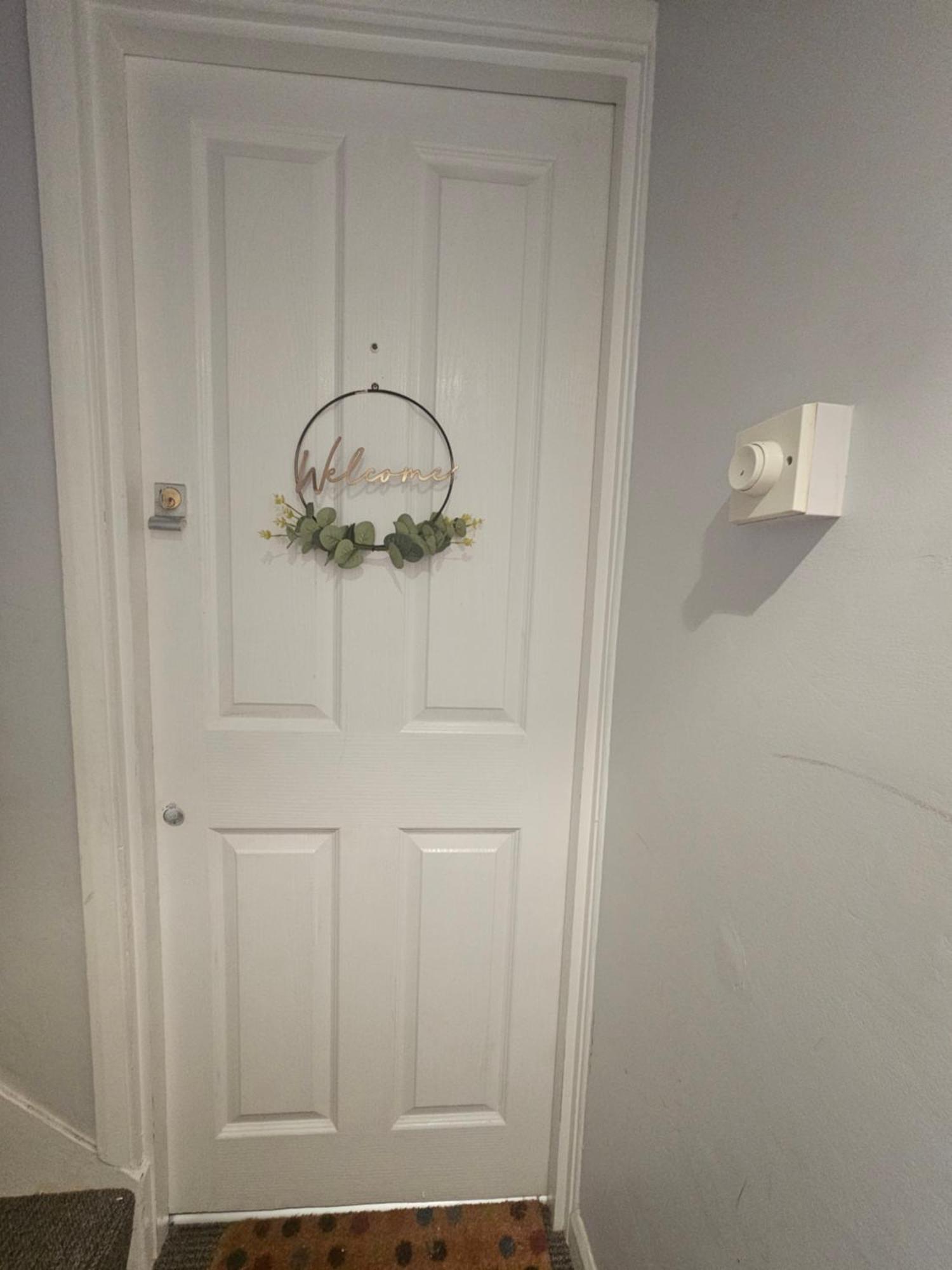 St Albans City Stays - Near Luton Airport - St Albans Abbey & City Train Station - Close To London- Harry Potter World - The Odyssey Cinema - Abbey Cathedral- Contractors I Business I Leisure- Sleeps Upto 6 People Εξωτερικό φωτογραφία